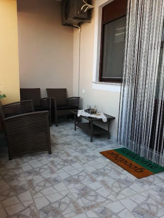 Apartments Dorde & Anna 파자나 크로아티아