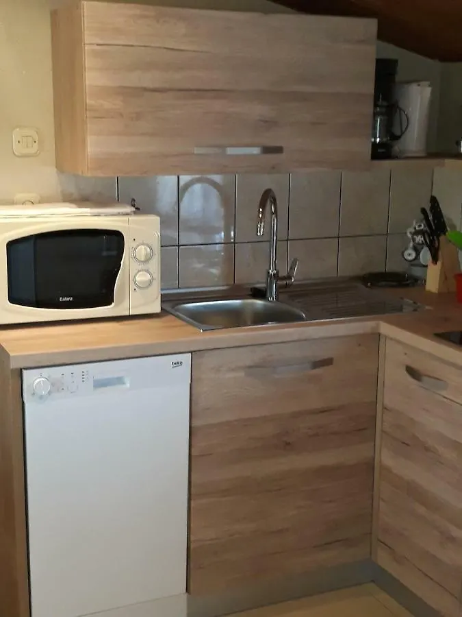 Apartments Dorde & Anna Fazana